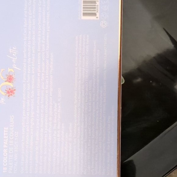 Eyeshadow Palette - Picture 2 of 7